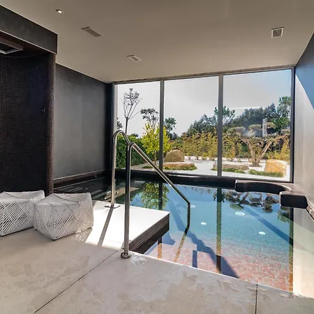 Apartment Vacation Marbella: Beachfront With Luxury Amenities