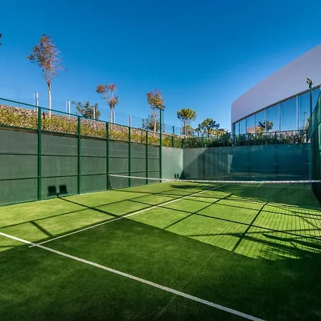 Vacation Marbella I Live On The Edge Of The Sea, New Beachfront Condo, Padel Courts, Gym, Sauna, Luxury And 24-7 Security